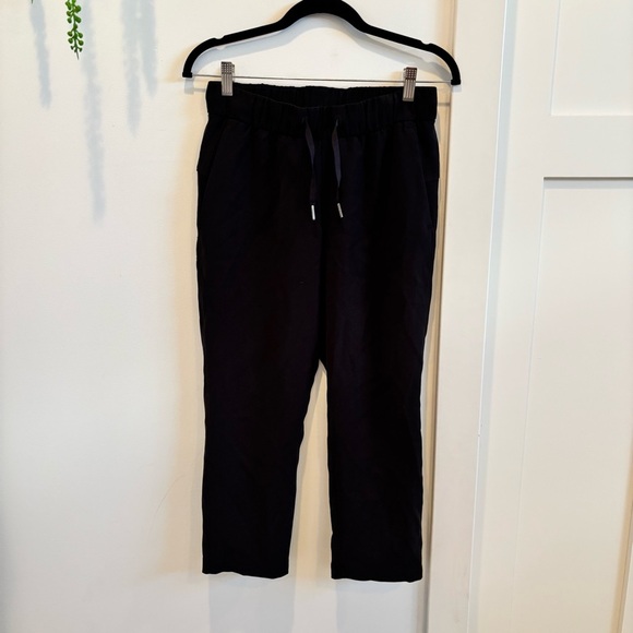 lululemon athletica Pants - Lululemon Womens Cropped Pant Black Size 4 Drawstring Elastic Waist Pockets